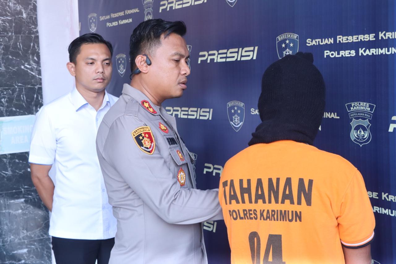 Satreskrim Polres Karimun menangkap AN (39), pelaku pencabulan terhadap anak di bawah umur, Selasa (30/7/2024).