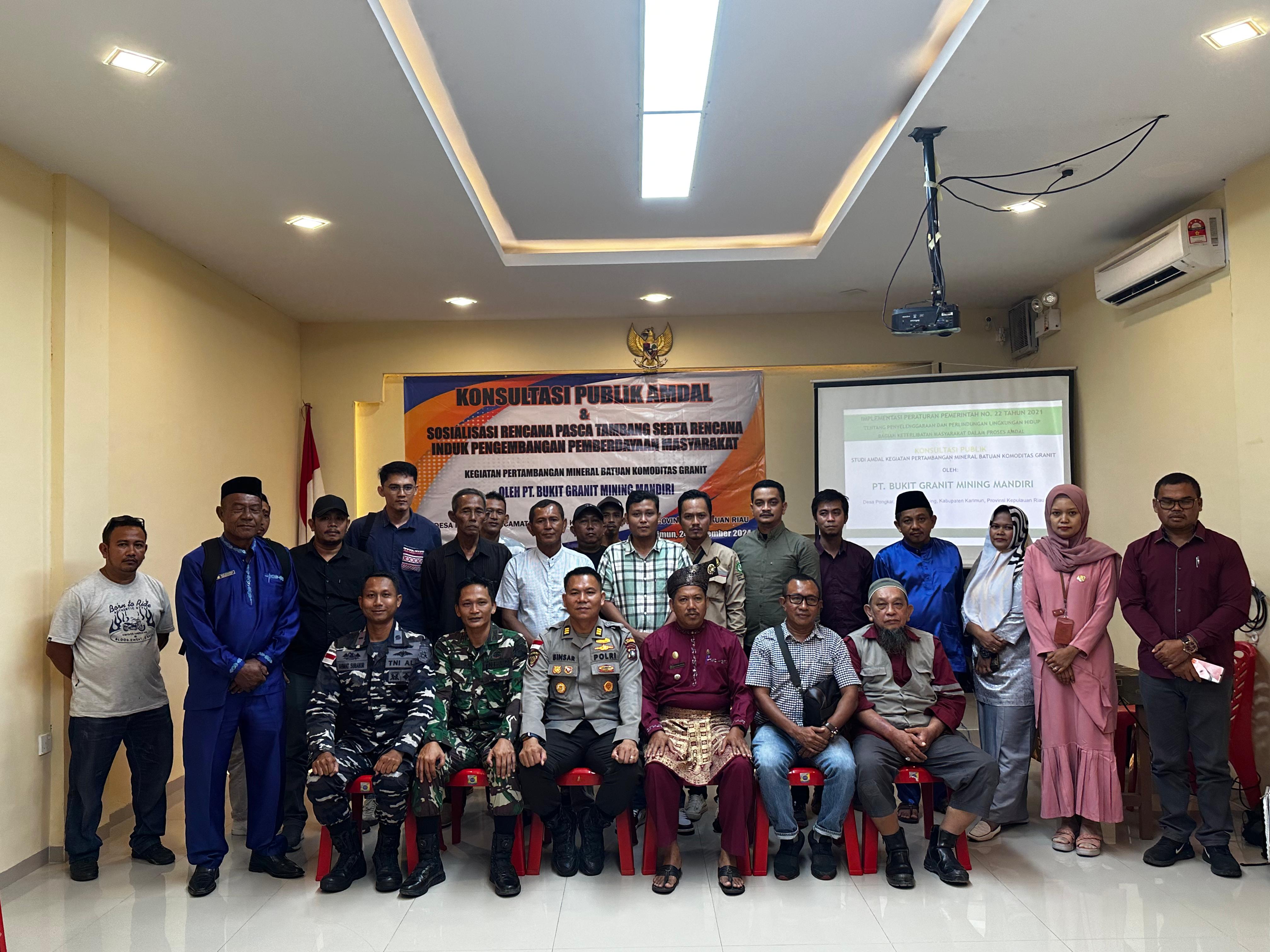 Kapolsek Tebing, AKP Binsar Samosir menhadiri kegiatan konsultasi publik dan sosialisasi pasca tambang PT. Bukit Granit Mining Mandiri.