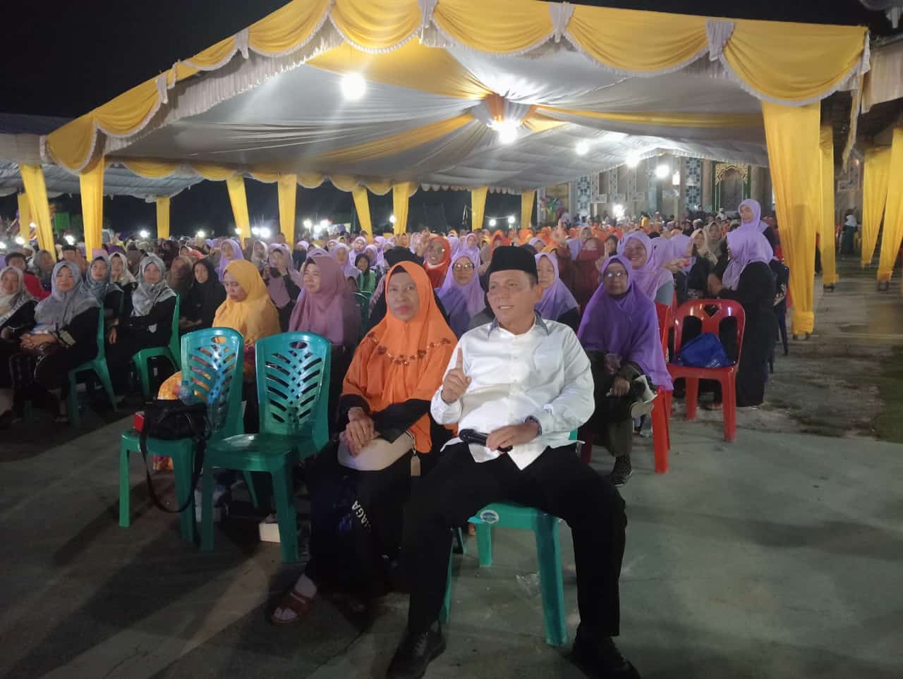 Calon Gubernur dan Wakil Gubernur Kepri, Ansar Ahmad-Nyanyang Heri menggelar kampanye akbar di panggung putri kemuning coastal area.