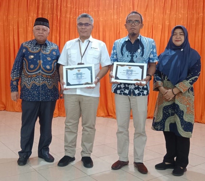 PT Timah aktif mendukung pembangunan daerah. Salah satunya dengan memberikan kontribusi pajak dan pendapatan negara bukan pajak.
