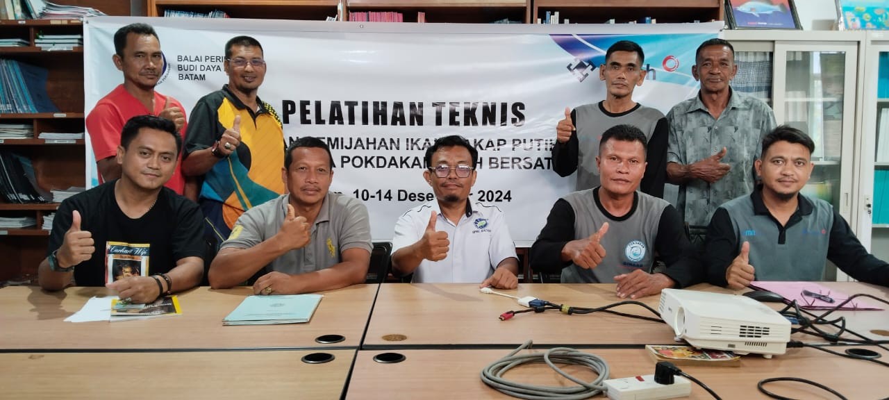PT Timah Tbk dan Balai Perikanan Budidaya Laut (BPBL) Batam Kolaborasi Beri Pelatihan ke Pokdakan Tuah Bersatu.