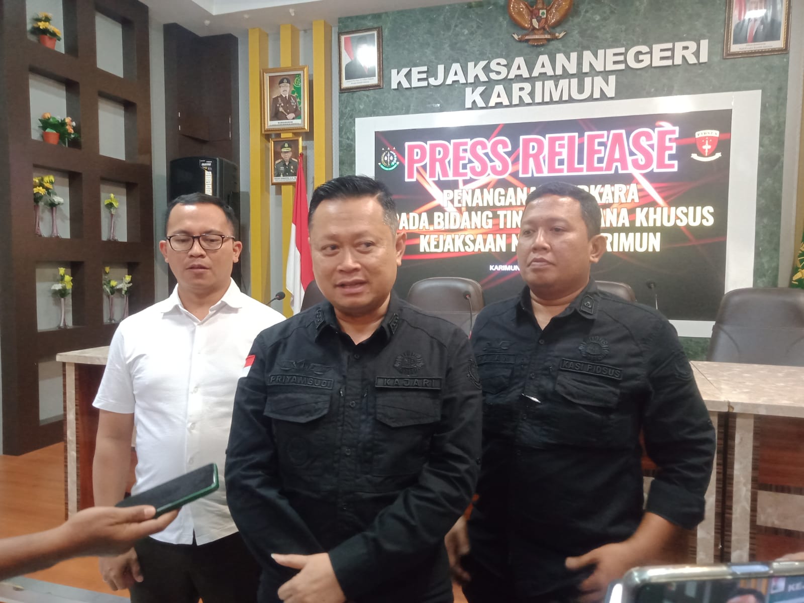 Kejaksaan Negeri (Kejari) Karimun menghentikan penyelidikan kasus dugaan korupsi dana insentif Guru-guru TPQ pada tahun anggaran 2021.