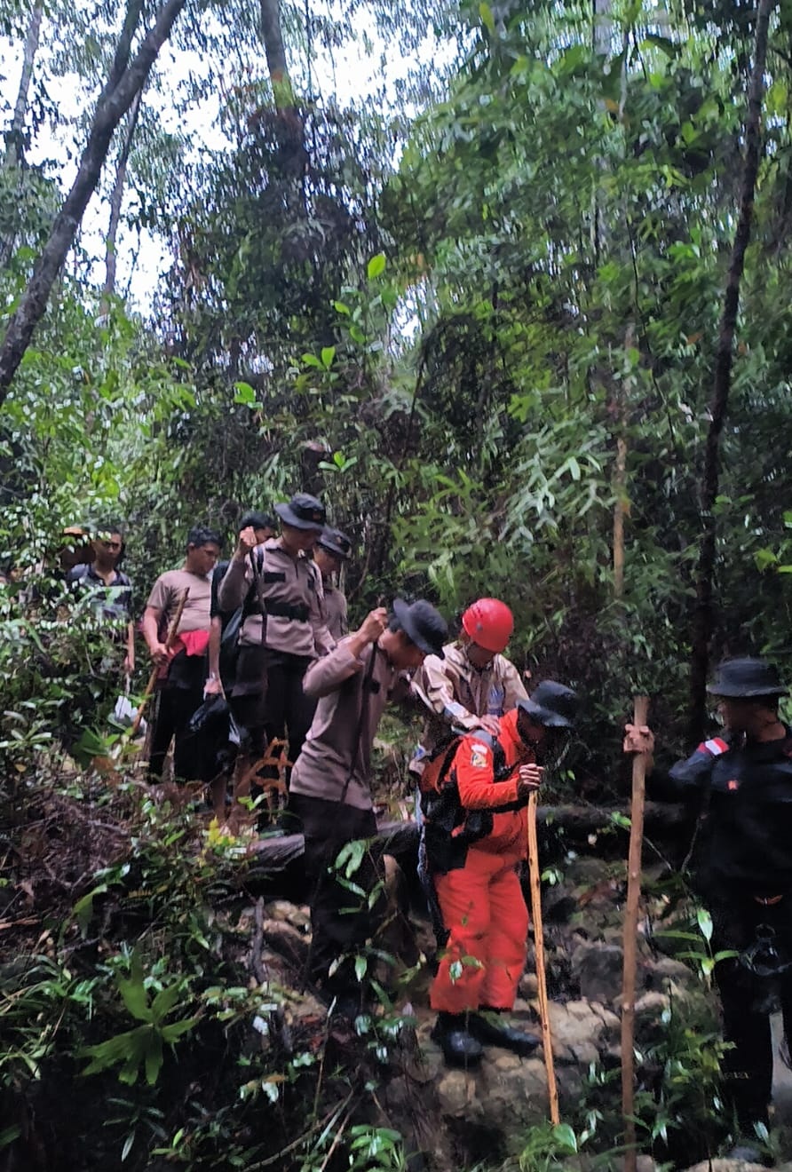 Reza Prayoga, pemuda berusia 24 tahun asal Kabupaten Karimun saat ditemukan Tim SAR gabungan.