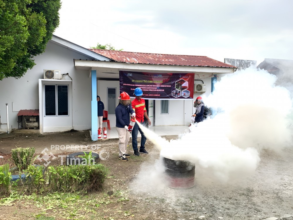 Departement HSE Area Kundur Gelar Pembinaan Pemadam Kebakaran di Klinik Prtama Bakti Timah Perayun