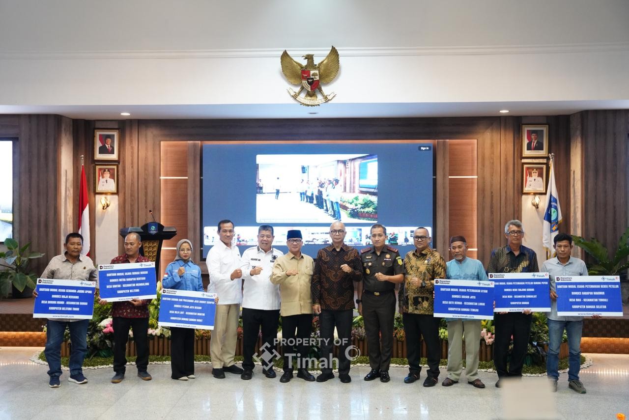 Wujudkan Kesejahteraan dan Kemandirian Desa, PT Timah Serahkan Bantuan untuk 18 BUMDes di Bangka Belitung.