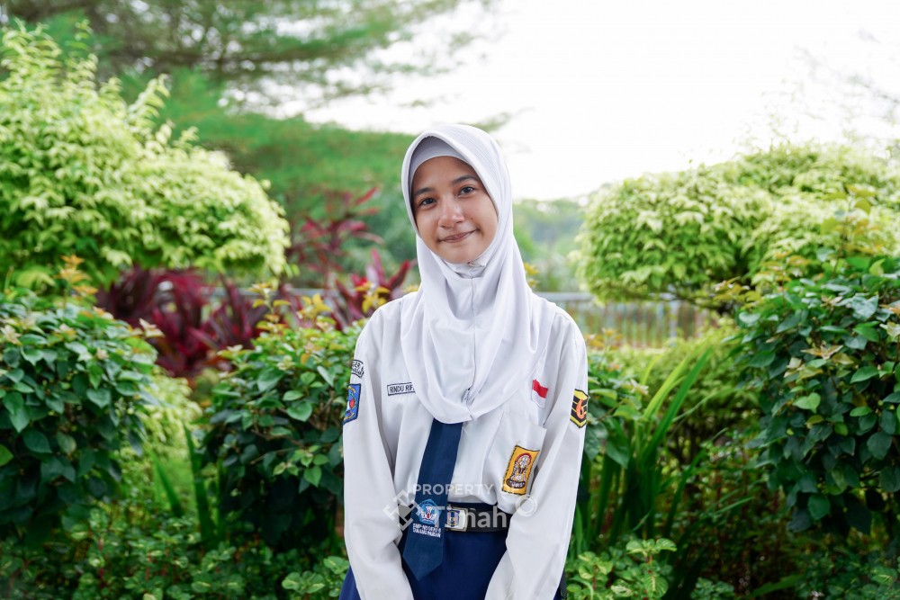 Siswi asal Tanjungpandan, Belitung ini rela merantau setelah resmi menjadi salah satu penerima Beasiswa Pemali Boarding School PT Timah tahun Ajaran 2025/2026.