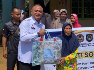 Rutan Karimun Salurkan Puluhan Paket Sembako ke Warga Desa Gemuruh