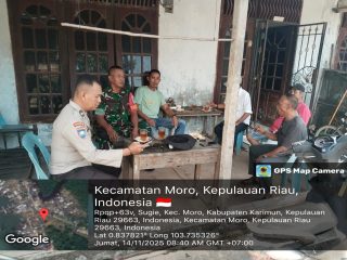 Babinsa Desa Sugie Serma M. Amin Jalin Silaturahmi dan Bahas Rencana Gotong Royong Bersama Aparat Desa