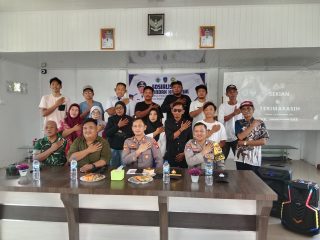 Babinsa Serka Atmaja Jadi Narasumber Sosialisasi Pencegahan Kriminalitas di Desa Pangke