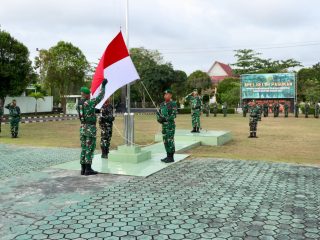 Kasdim 0317/TBK Pimpin Upacara Pengibaran Bendera Merah Putih