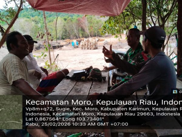 PERERAT SILAHTURAHMI, SERMA AMIN LAKSANAKAN KOMSOS DENGAN WARGA SUGIE