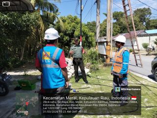 SERDA SIRAIT DUKUNG KEGIATAN PEMELIHARAAN LISTRIK DI PARIT BENUT