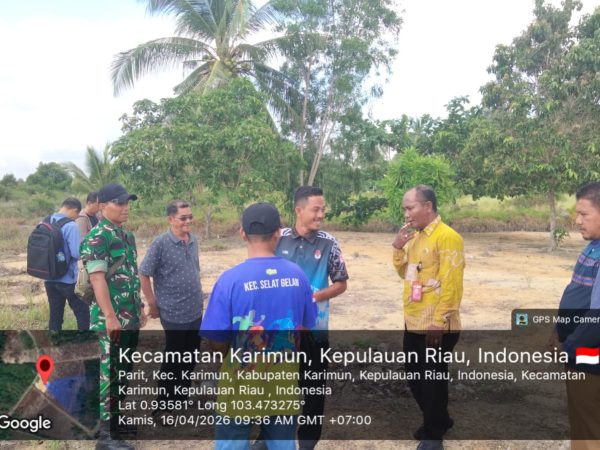 BABINSA KORAMIL 01/BALAI TINJAU LAHAN PEMBANGUNAN KDKMP DI SELAT MENDAUN