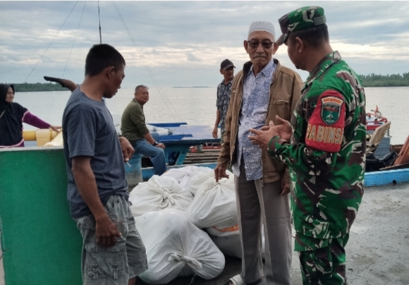 DANPOS DURAI JAGA WARGA DURAI, HIMBAU WASPADA JALUR LAUT