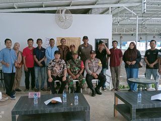 Babinsa Monitoring Pemilihan RW, Warga Baran Timur Tetap Kondusif