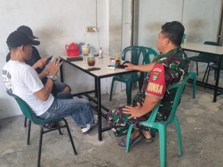 Babinsa Ungar Perkuat Komsos, Warga Alai Dapat Pembinaan Langsung
