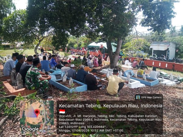 Babinsa Tebing Hadiri Pemakaman Warga, Perkuat Kedekatan dengan Masyarakat