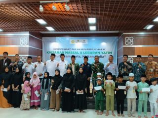 500 Anak Yatim Terima Santunan, 50 Anak Ikuti Khitanan Massal