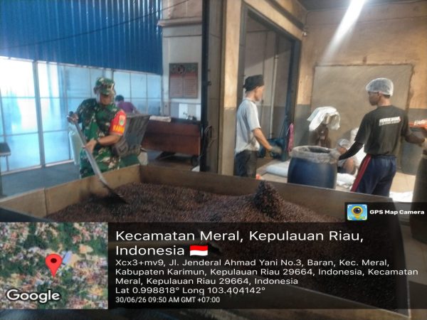 Babinsa Baran Timur Perkuat Kedekatan Warga Lewat Komsos Humanis