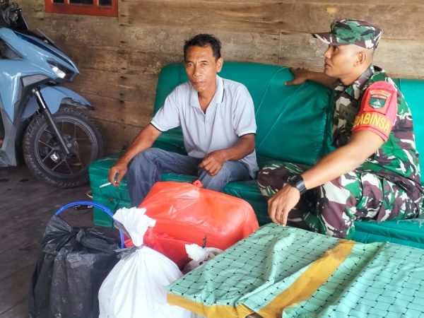 Babinsa Sebele Perkuat Komsos, Jaga Kekompakan Warga Belat