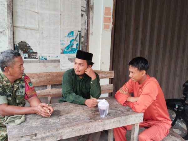 Babinsa Sugie Gencarkan Sosialisasi Secata 2026 kepada Pemuda Moro