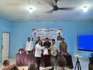 Babinsa Penarah Kawal Musdes, Perkuat Transparansi Dana Desa 2026