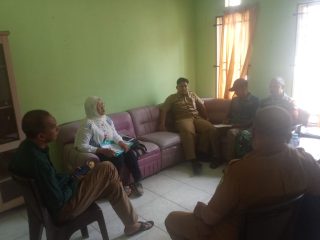 Babinsa Lubuk Semut Matangkan Lomba HUT RI Bersama Warga